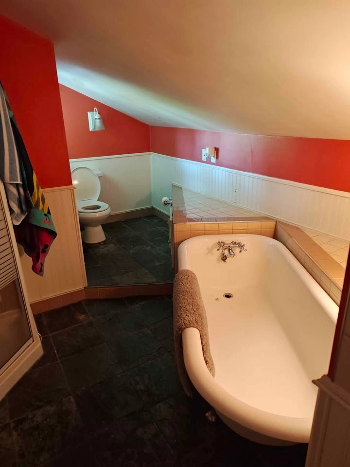 1 Bed 1 Bath Apartment - photo 4