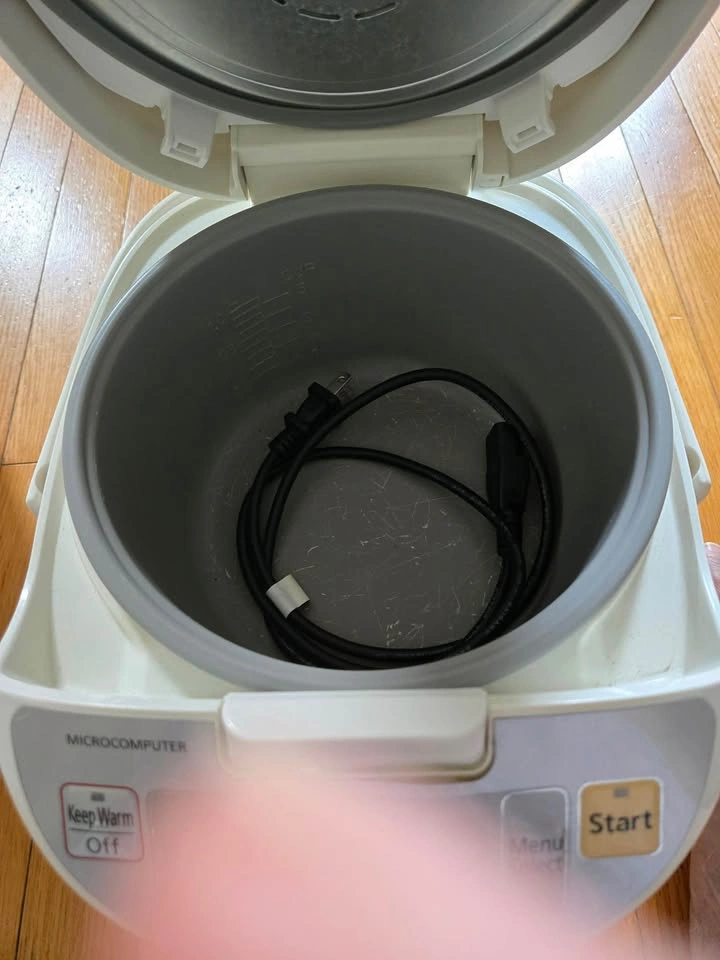 Panasonic 5 cups Rice Cooker - photo 2