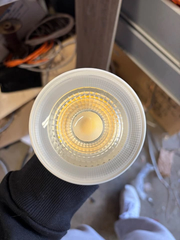 Brand New Light Bulbs - 40 Count - photo 3
