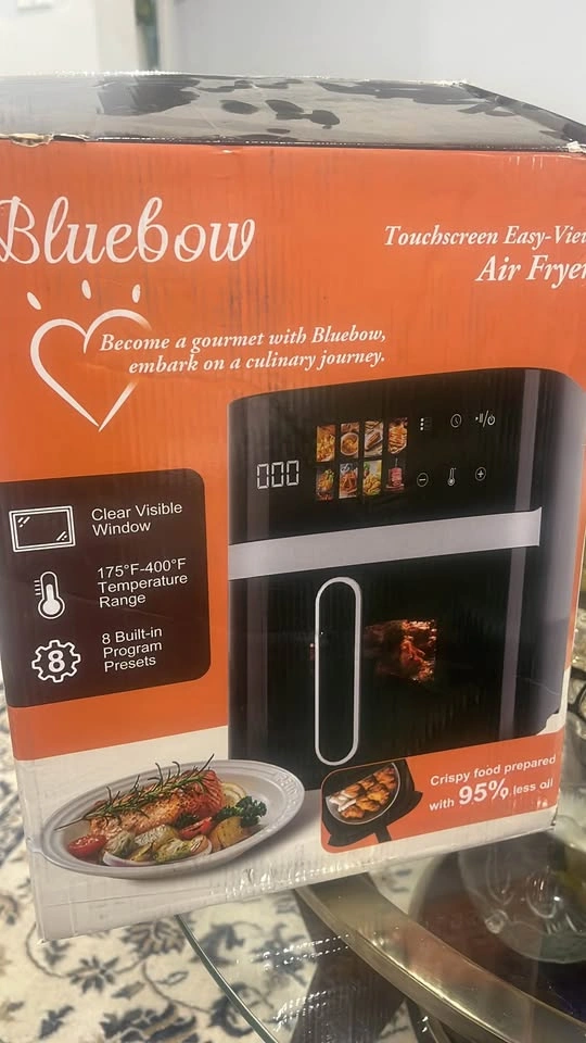 Open Box 4-Quart Touchscreen Air Fryer by Drew Barrymore - photo 2