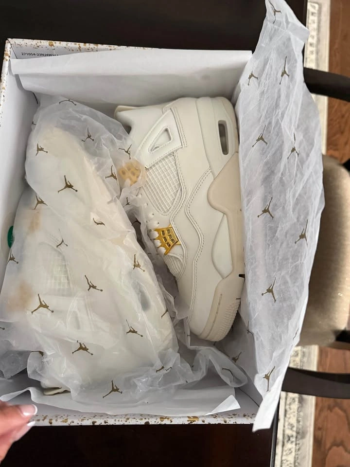 Jordan 4 Retro - photo 3
