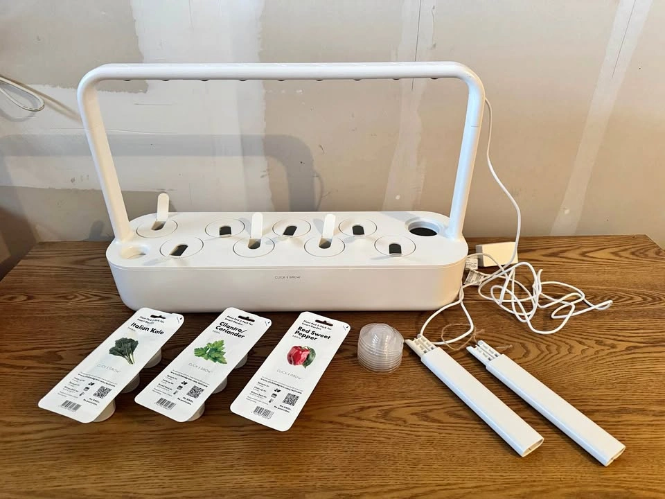Smart Garden 9 with Plant Pods