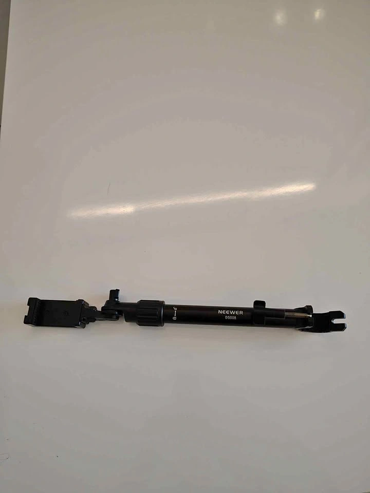 Neewer DS008 Adjustable Phone Mount / Holder Arm – Like New