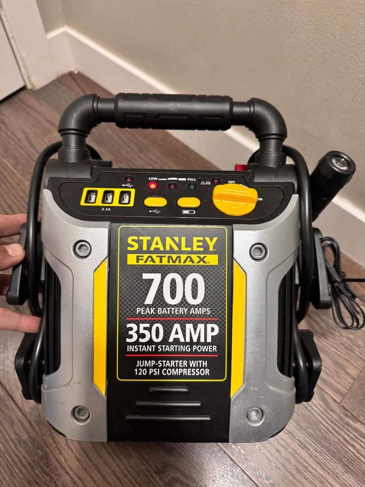 Jump Starter (Stanley) - photo 2