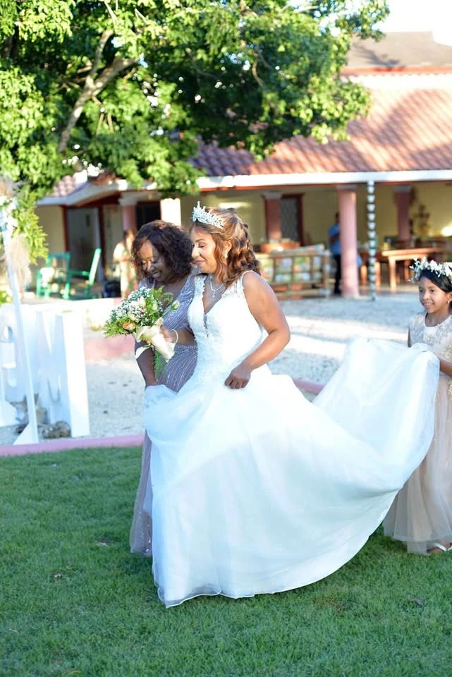 Wedding dress