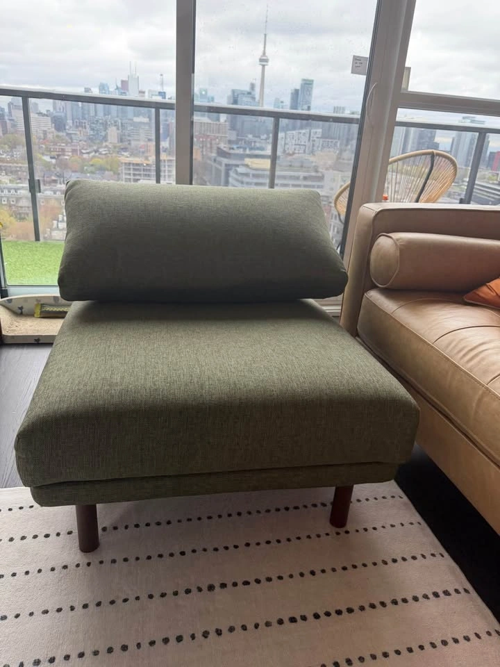 Armless Lounge Chair - photo 3