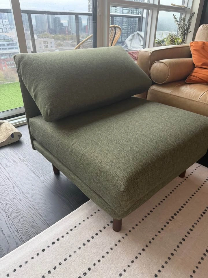Armless Lounge Chair - photo 4