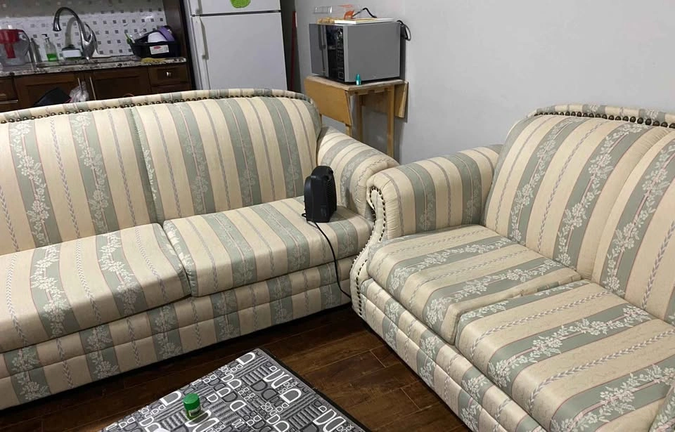 3 Seater and 2 Seater Sofa - Barely Used - photo 3