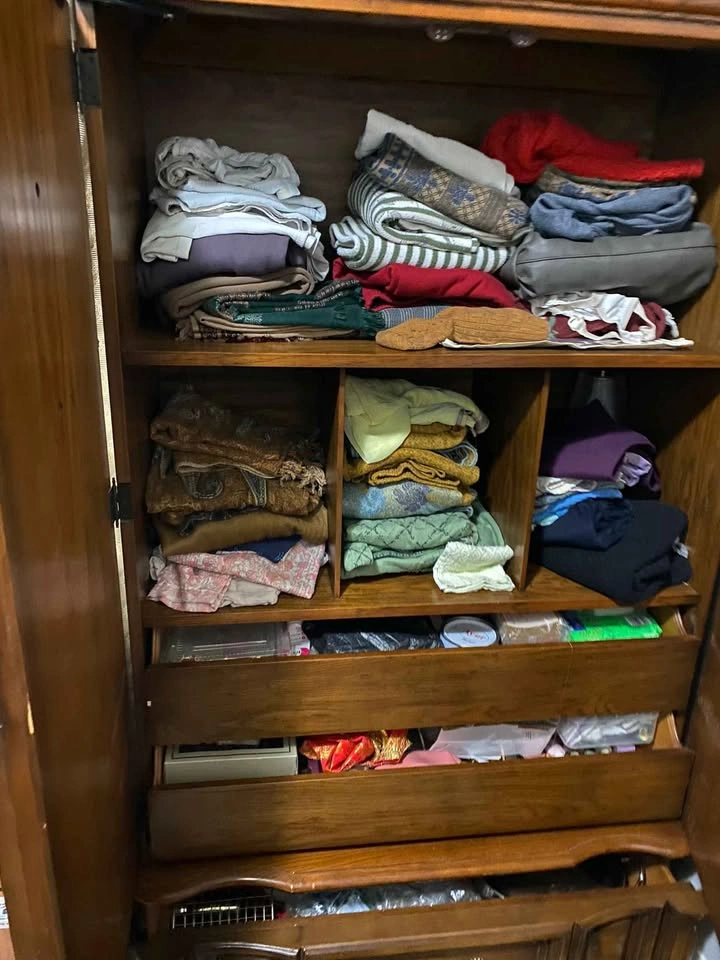 Vintage Spanish Style Solid Wood Closet - photo 3
