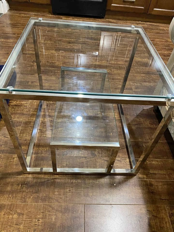 Coffee / Side table move out sale