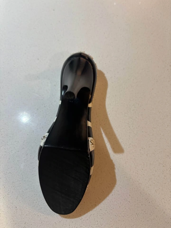 High heel ring holder - photo 5