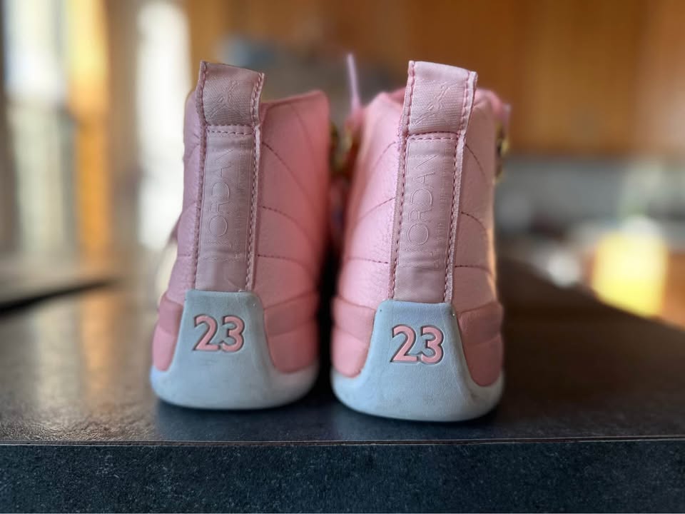 Air Jordan 12 Retro “Pink/Gold” Women’s Size 7.5/8/8.5 - photo 4