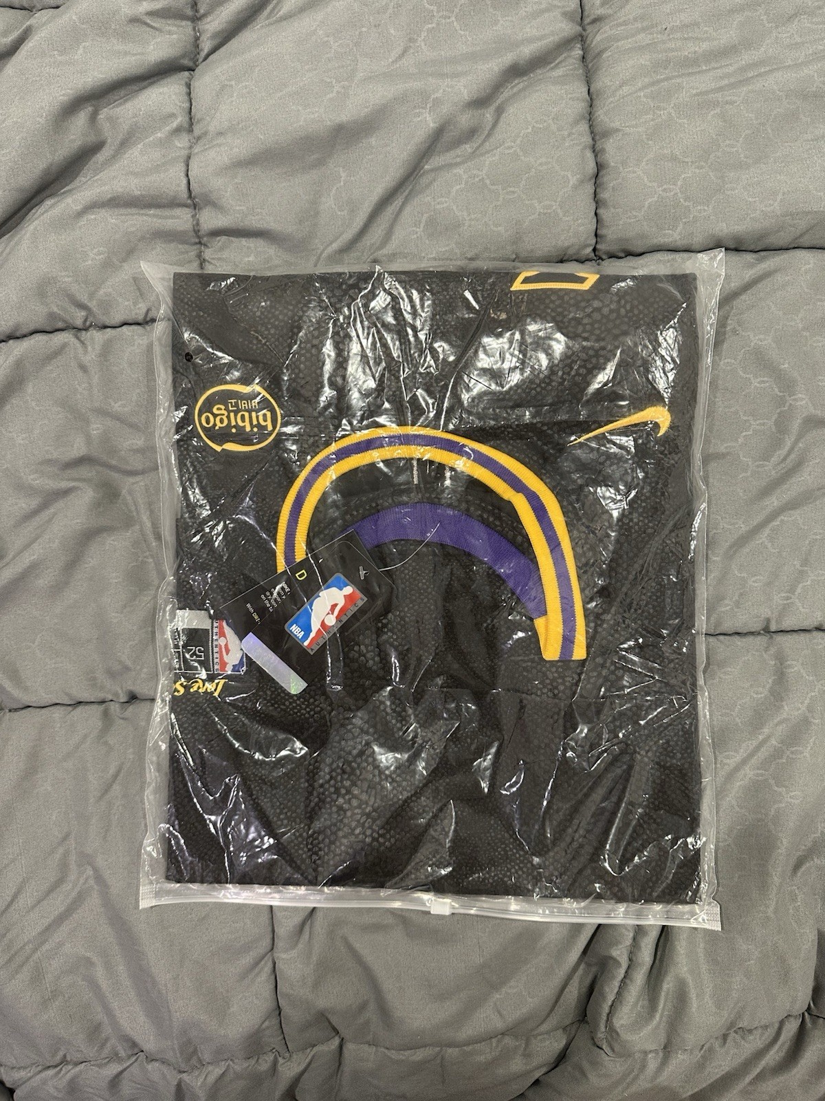 LeBron James "Black Mamba" Jersey - XL - photo 2