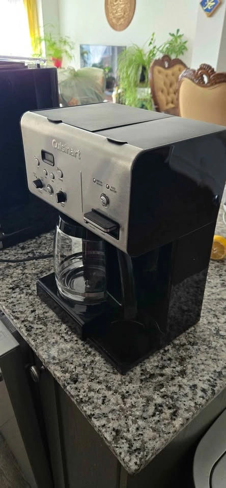 Cuisinart Coffee Plus 12-Cup Programmable with Hot Water System - photo 2