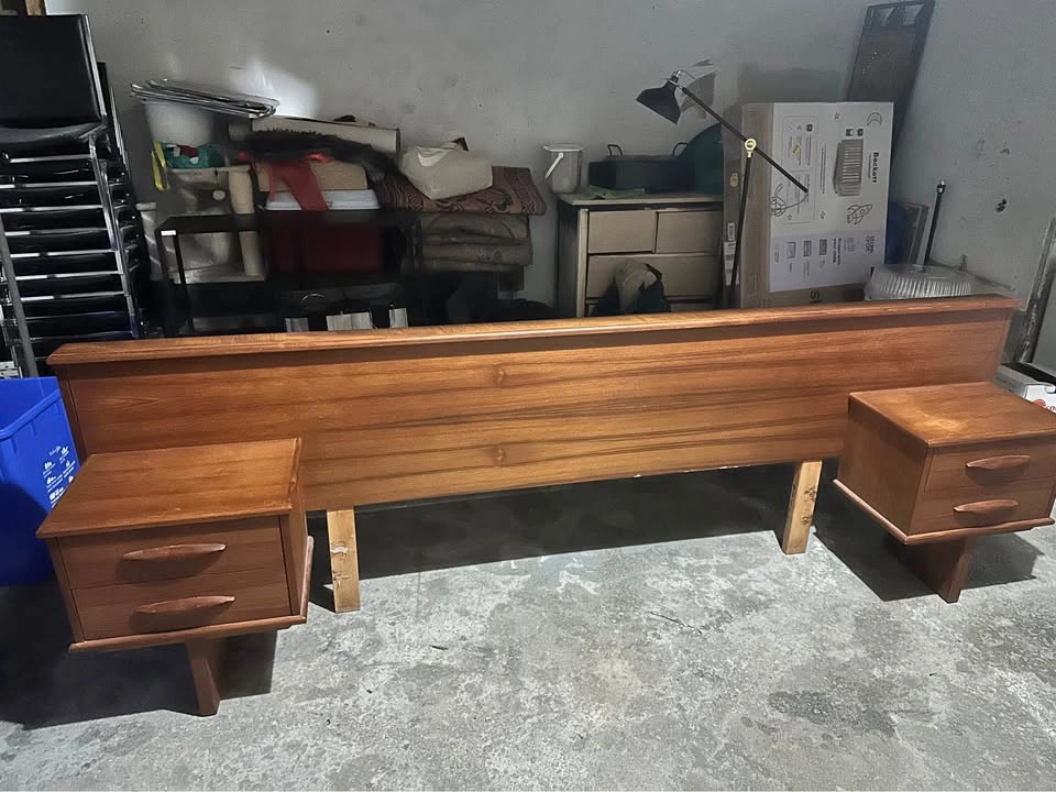 Queen MCM Teak Headboard - photo 3