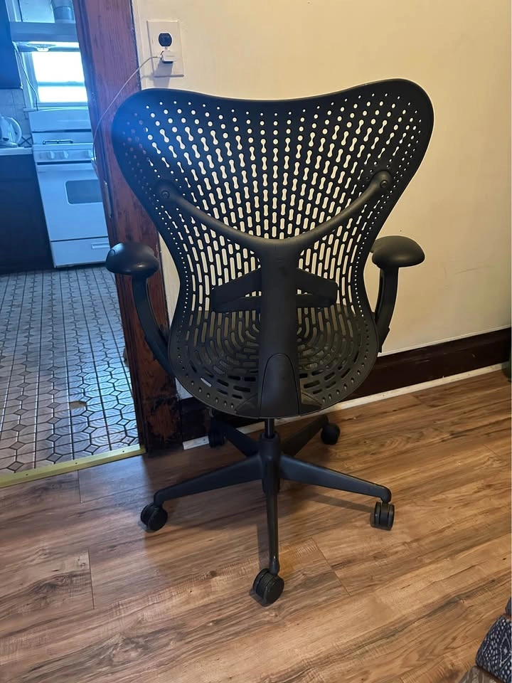 Herman Miller Office Chair - photo 3
