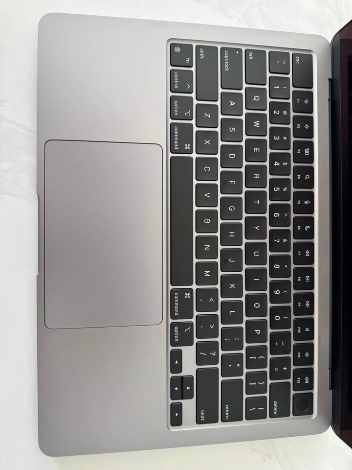 MacBook Air M2, 2022 - photo 4