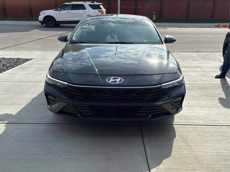 2025 Hyundai Elantra Preferred Tech Pkg - photo 3