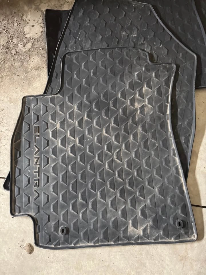 2021-2026 Hyundai Elantra Rubber Floor Mats - photo 5