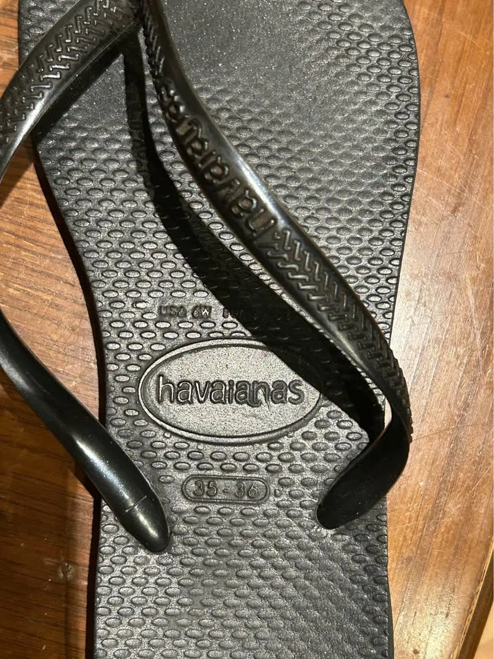 Havaianas Black Flip Flops Size 35-36 (US 6W) - photo 2