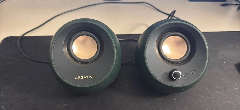 Creative Pebble Pro USB-C Bluetooth Speakers RGB - photo 2