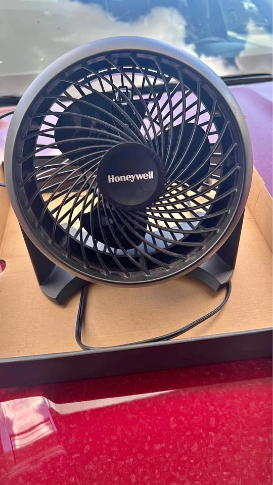 Honeywell TurboForce Desk Fan – Powerful & Compact - Pickup in S