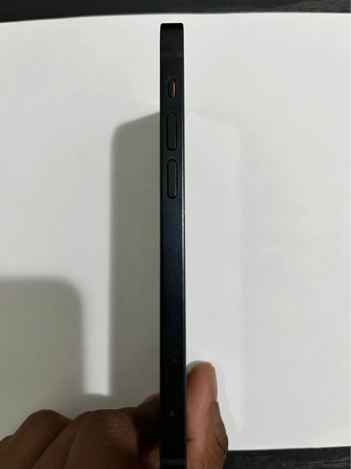 iPhone 12 64GB Excellent Condition - 91% Battery Health - photo 4