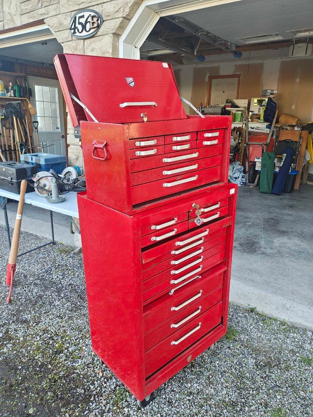 Garage Sale - Tools, Trinkets, Plants and more