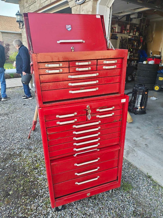 Garage Sale - Tools, Trinkets, Plants and more - photo 3