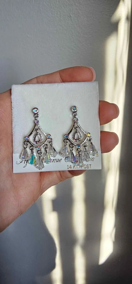 Handcrafted Freshwater Pearls & Swarovski Crystals by Fifth Aven - photo 3