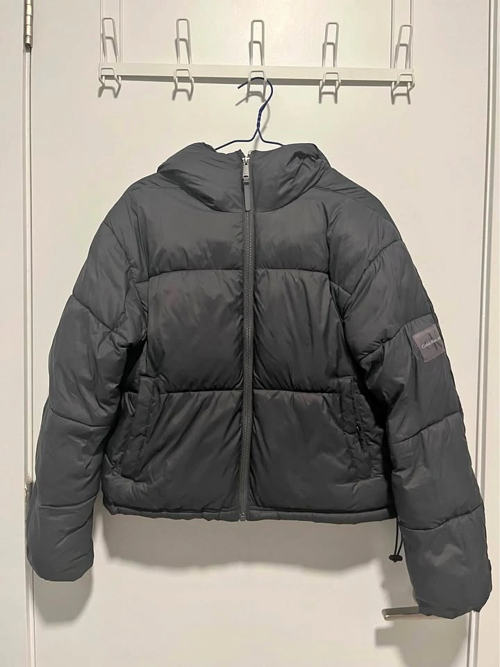 $30 Calvin Klein women grey cropped puff jacket