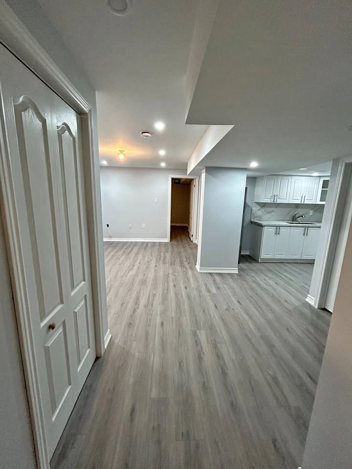 2 Beds 1 Bath Apartment