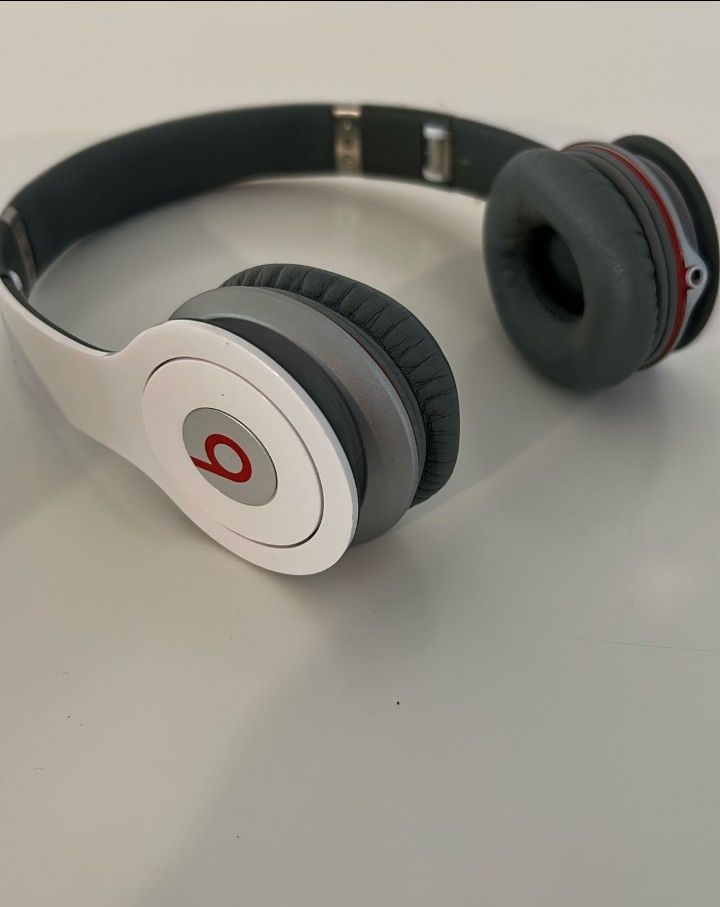 Beats Solo HD On-Ear Headphones - photo 2