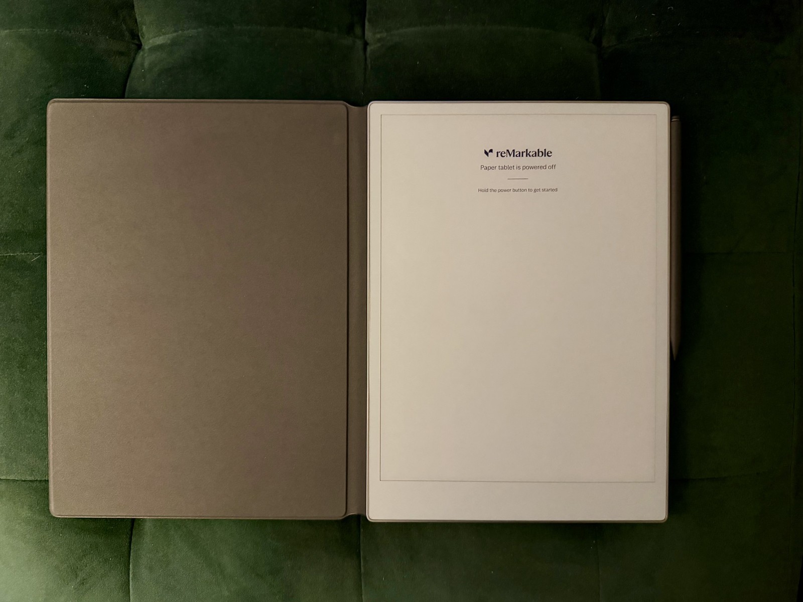 Remarkable Paper Pro Tablet w/ Folios & Nibs - photo 3