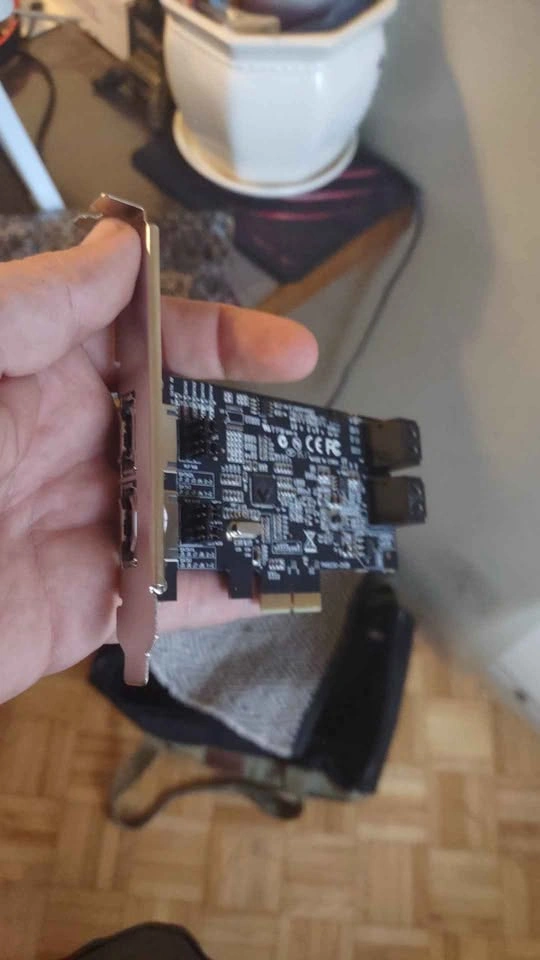SATA Card PCIe 4x 4 Internal 2 External - photo 3