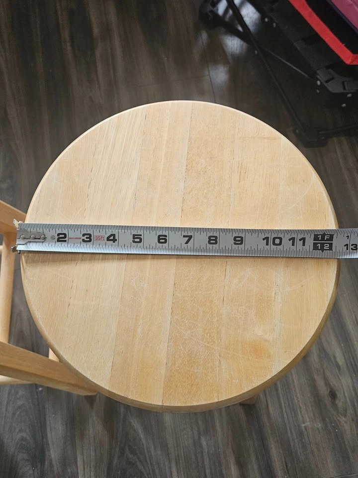 2 Wooden Bar Stools - photo 2