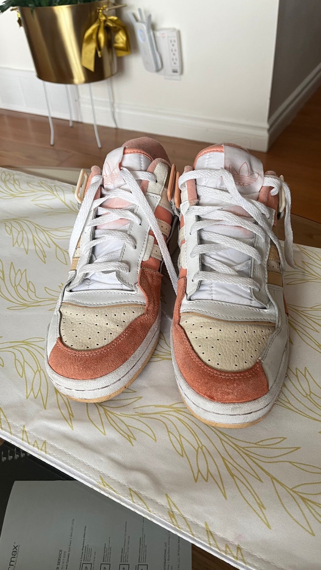 Adidas Shoes US 8.5