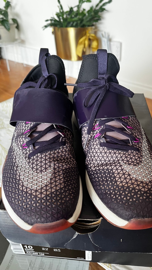 Nike Runners Size 10