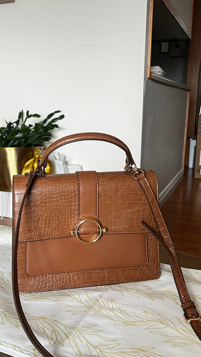 Stylish Brown Crocodile-Pattern Handbag/Crossbody Bag