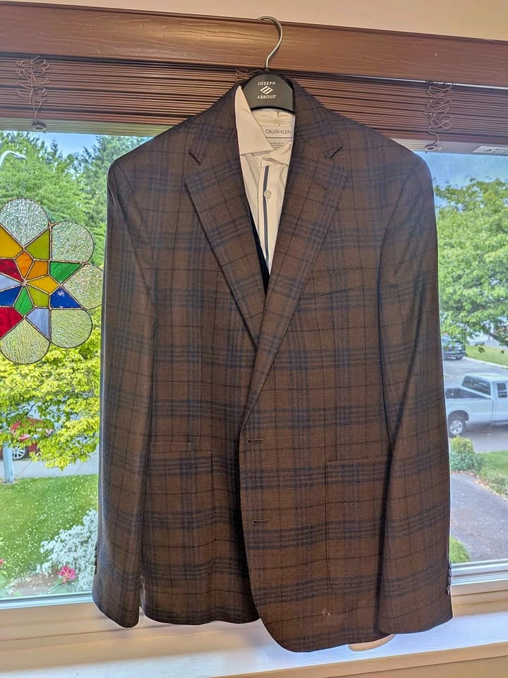 Grad Suit