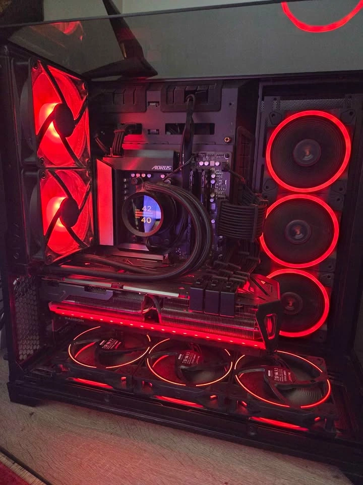 High-End Gaming PC Full Setup – 9800X3D / 7900 XTX - photo 3