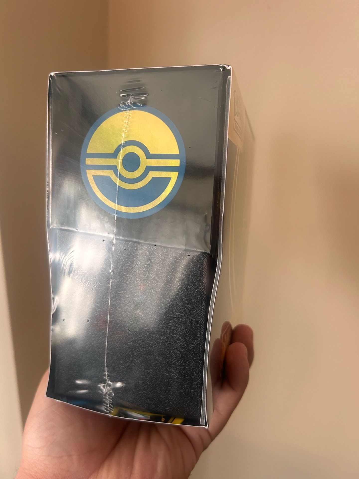 Pokemon TCG Mega Evolution ETB - photo 2