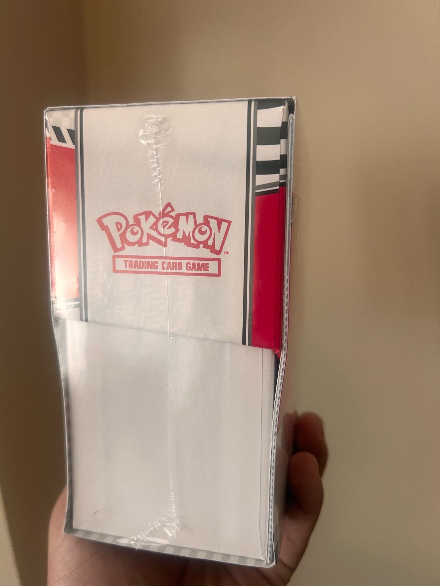Pokemon TCG White Flare ETB - photo 2