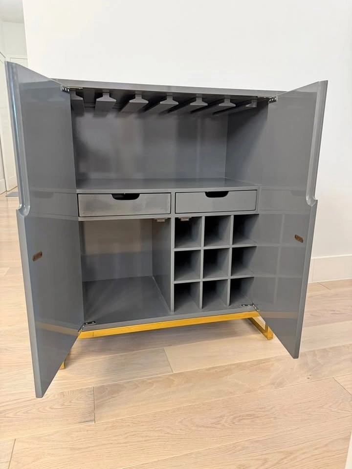 High Gloss Lacquer Sideboard / Buffet / Wine Cabinet