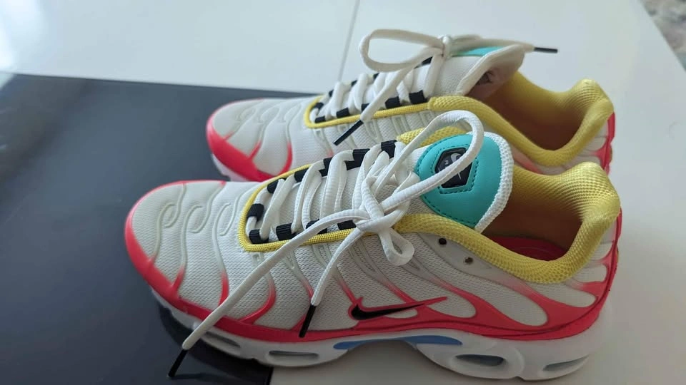 Nike Air Max Plus Womans Shoes