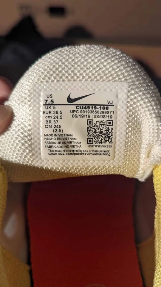 Nike Air Max Plus Womans Shoes - photo 5