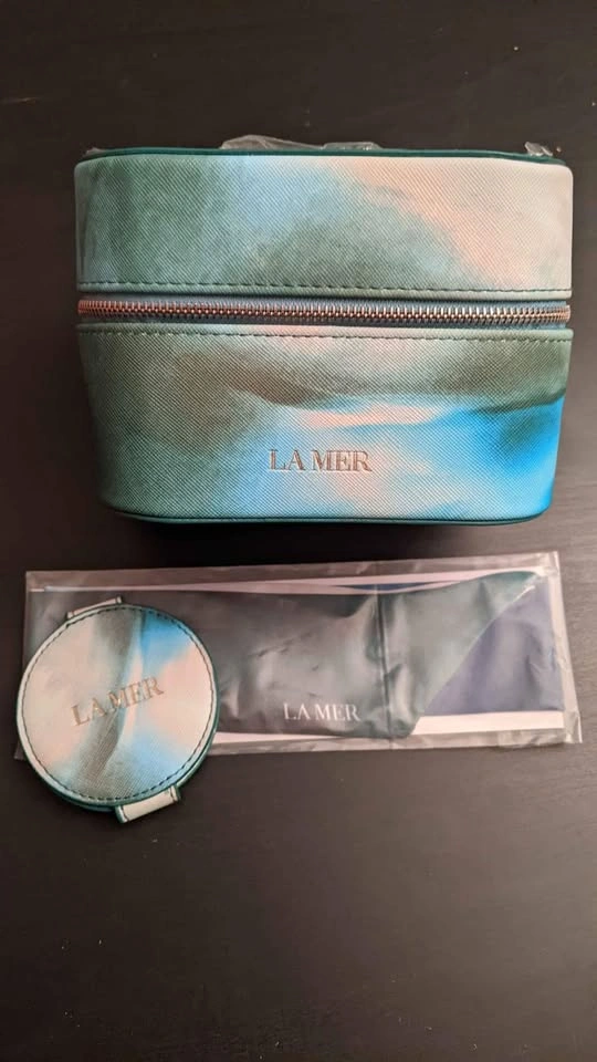 BRAND NEW La Mer Makeup Bag Set
