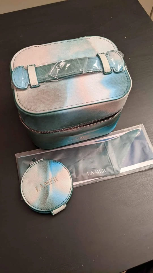 BRAND NEW La Mer Makeup Bag Set - photo 2