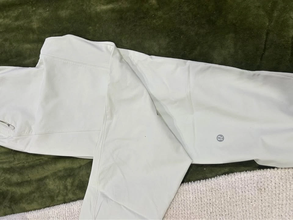 Brand name workout pants - photo 3