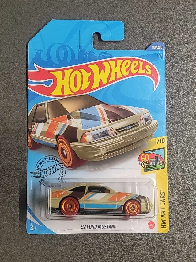 Hot Wheels '92 Ford Mustang